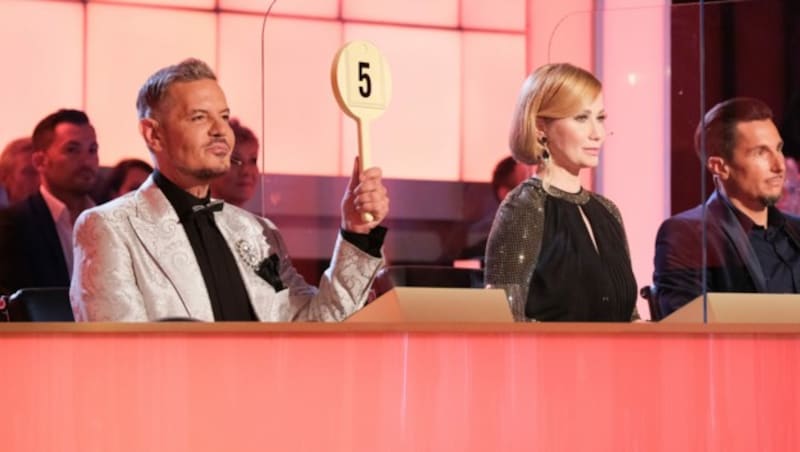 Die „Dancing Stars“-Juroren Dirk Heidemann, Karina Sarkissova und Balazs Ekker (Bild: ORF)