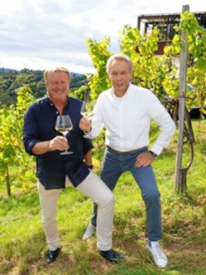 Prost - Peter Kraus mit Franz Grossauer (Bild: Christian Jauschowetz)