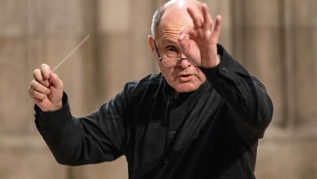 Wolfgang Sobotka hatte vor seiner Zeit in der Politik eine musikalische Karriere eingeschlagen. Er war Leiter der Musikschule in seiner Heimtatstadt Waidhofen an der Ybbs. (Bild: APA/GEORG HOCHMUTH)