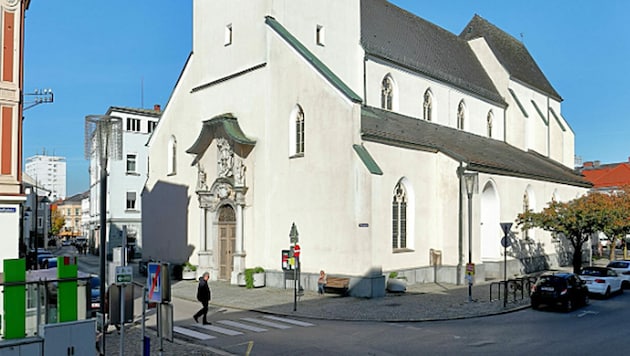 Die Stadtpfarrkirche Wels (Bild: Wikipedia)