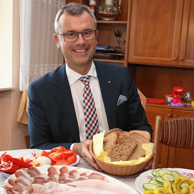 FPÖ-Chef Norbert Hofer bekräftigt, dass er gegen „Mercosur in jeder Form“ ist, und zwar zum Schutz der heimischen Bauern und auch, weil er eine Gesundheitsgefährdung der Bevölkerung befürchtet. (Bild: zwefo)