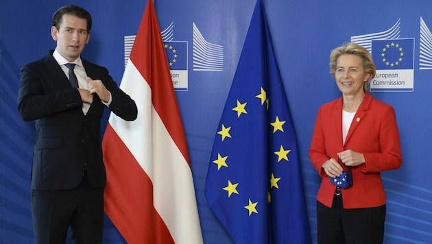 Ursula von der Leyen und Sebastian Kurz beim EU-Gipfel in Brüssel (Bild: Associated Press)