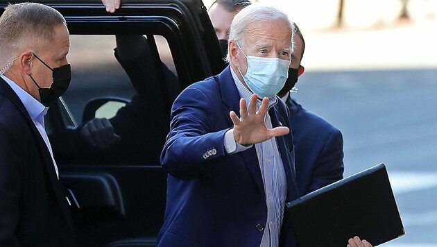 Joe Biden auf dem Weg zu einer Wahlveranstaltung im US-Staat Delaware (Bild: APA/Getty Images via AFP/GETTY IMAGES/CHIP SOMODEVILLA)