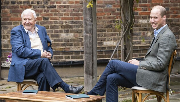 Gemeinsam mit Sir David Attenborough will Prinz William sich für die Umwelt einsetzen. (Bild: AP)