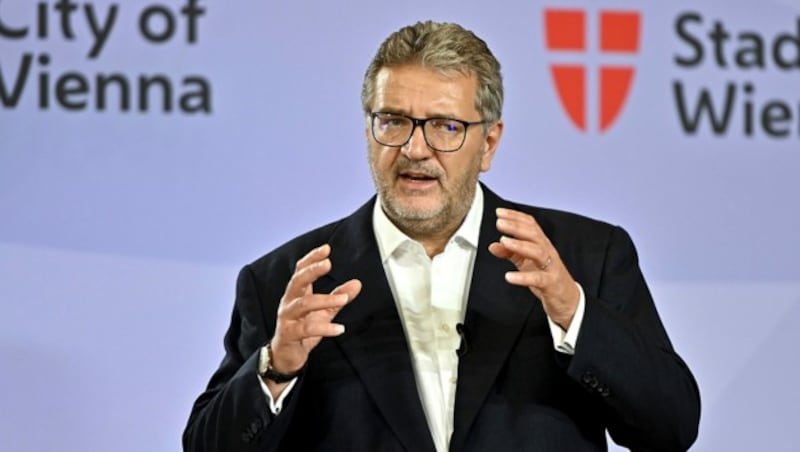 Gesundheitsstadtrat Peter Hacker (SPÖ) (Bild: APA/Herbert Neubauer)