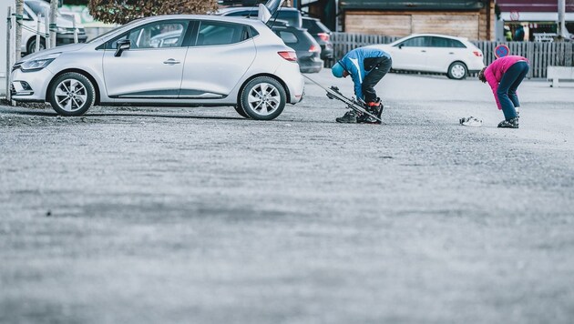 Leere Parkplätze, wenig Skifahrer: Dieses Szenario könnte heuer die Salzburger Wintersportorte hart treffen. (Bild: EXPA/ JFK)