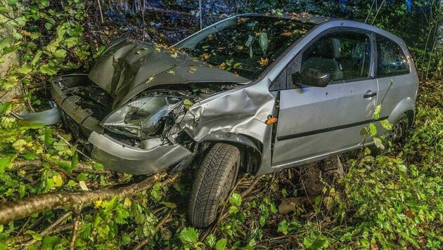 Auto-Unfall im Suff (Bild: Einsatzdoku.at)