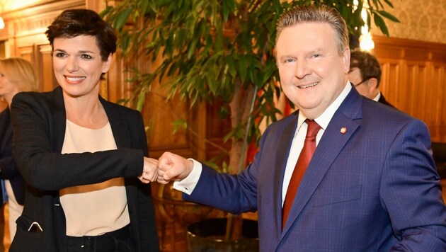 SPÖ-Bundesparteichefin Pamela Rendi-Wagner und Wiens Bürgernmeister Michael Ludwig (Bild: APA/PID/JOBST)