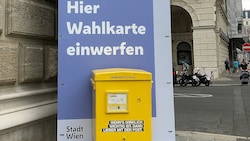 Wenn man die Wahlkarte nicht richtig benutzt, zählt die Stimme nicht (Bild: APA/Gerald Mackinger)