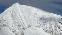 Am Großvenediger wurde nach dem Trio gesucht. Der Einsatz dauerte mehr als 12 Stunden. (Bild: Alpinpolizei Tirol)