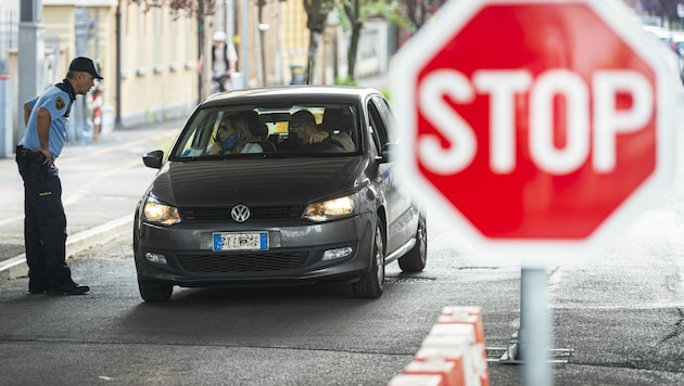 Slowenien sperrt die Grenzen. (Bild: Jure Makovec/AFP)