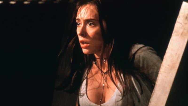 Jennifer Love Hewitt in „Ich weiß, was du letzten Sommer getan hast“ (Bild: mptv / picturedesk.com)