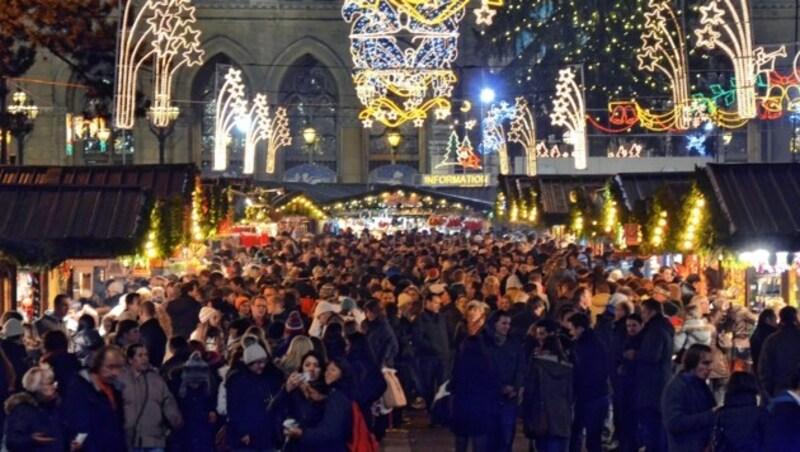 Weihnachtsmarkt auf dem Rathausplatz in Wien (Bild: Wolfgang Spitzbart)