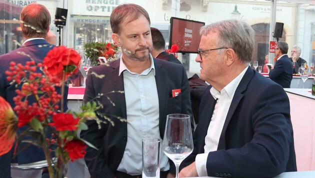 SPÖ-Landesgeschäftsführer Roland Fürst mit Alt-Landeschef Hans Niessl. (Bild: Judt Reinhard)