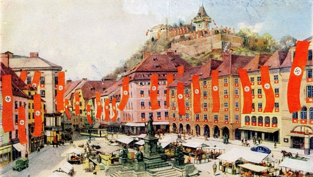 Hauptplatz beflaggt mit NS-Fahnen: Dieses Bild wurde Adolf Hitler bei seinem Graz-Besuch als Geschenk überreicht. (Bild: Sammlung Karl Kubinzky)