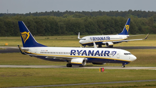 Ryanair ist bei der Rückzahlung von unzulässigen Gebühren nicht unbedingt Musterschüler (Symbolbild). (Bild: ©VanderWolf Images - stock.adobe.com)