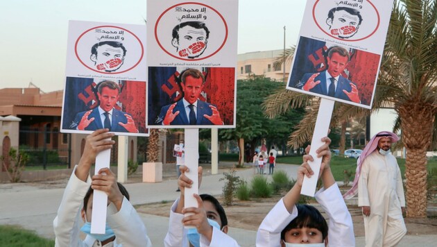 Proteste gegen Frankreich und Präsident Macron in Kuwait (Bild: AFP)