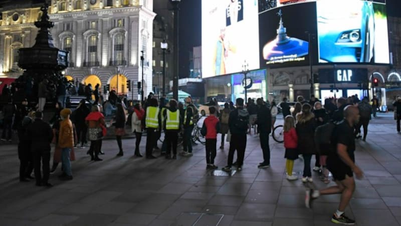 Piccadilly Circus in London am Sonntag (Bild: The Associated Press)