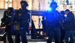 Die WEGA im Einsatz beim Terroranschlag in Wien (Bild: APA/AFP/JOE KLAMAR)