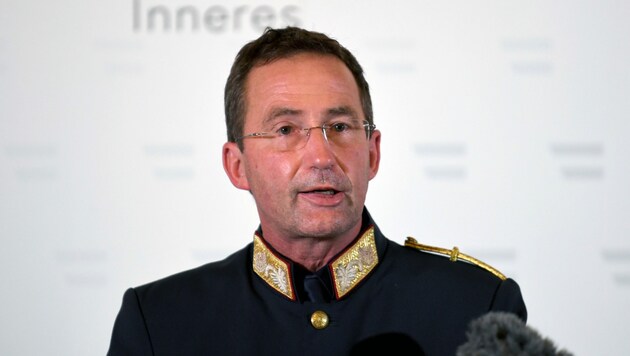 Wiens Polizeipräsident Gerhard Pürstl (Bild: APA/ROLAND SCHLAGER)
