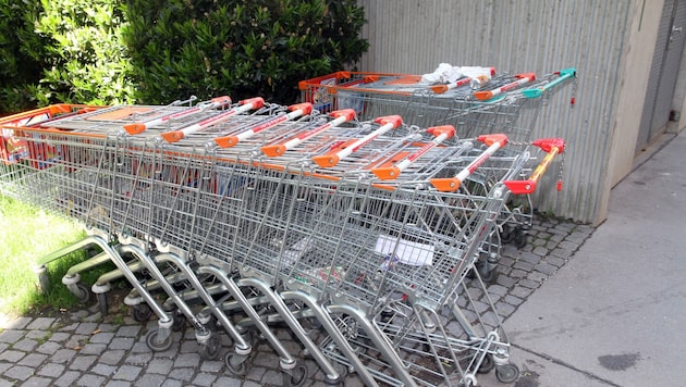 Der Streit um einen Einkaufswagen in Hollabrunn ist wohl ein erstes Zeichen für die aufgeheizte Stimmung im Land. (Bild: ANDI SCHIEL)