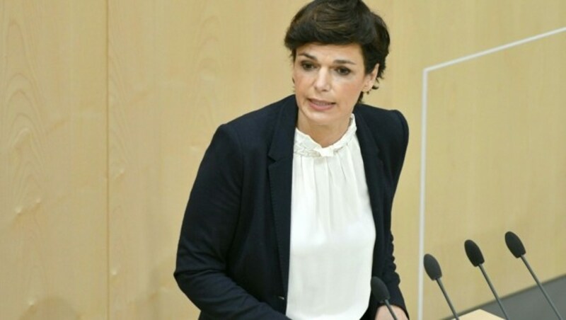 SPÖ-Chefin Pamela Rendi-Wagner (Bild: APA/HERBERT NEUBAUER)