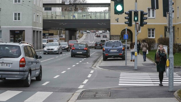 Hier, in der Rudolf-Biebl-Straße in Salzburg, passierte der Unfall am 11. August (Bild: Tschepp Markus)