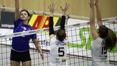 Für Lisa Sernow (li.) und ihre Kolleginnen von PSVBG Salzburg ist vorerst einmal Schluss mit Volleyball. (Bild: Tröster Andreas)