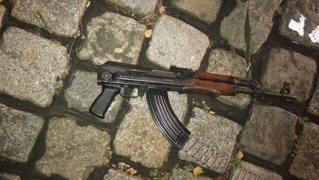 Ermittler rekonstruierten nun, wie der Wien-Täter zu seinen Waffen kam. (Bild: LPD WIEN)