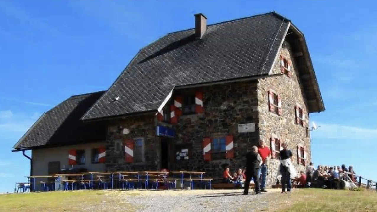 Die Wolfsberger Hütte ist ab Mai 2021 wieder zu pachten (Bild: AV Wolfsberg)