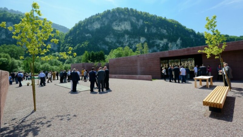 Der Islamische Friedhof in Altach, Vorarlberg (Bild: APA/DIETMAR STIPLOVSEK)