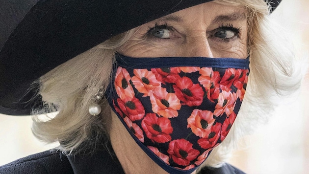 Herzogin Camilla hat mit 73 Jahren ihren Mode-Mut entdeckt und wird dafür gefeiert. (Bild: AP)