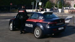 Polizei in Italien (Archivbild) (Bild: AFP)