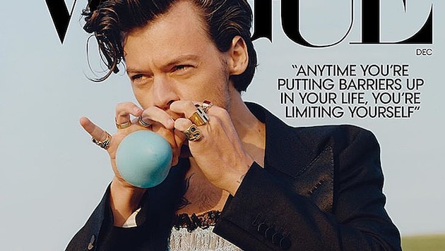 Harry Styles ziert die neue Ausgabe der „Vogue“. (Bild: instagram.com/voguemagazin)