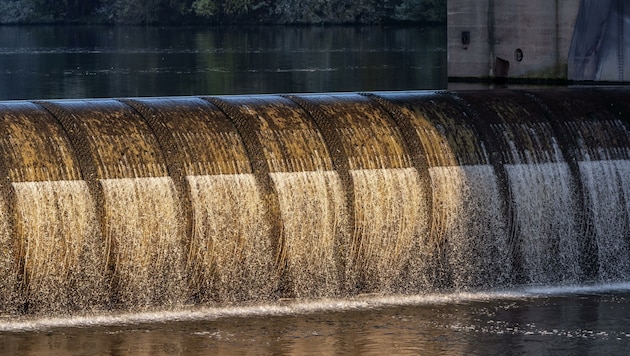 Die Kraft des Wassers zur Stromgewinnung zu nutzen, gehört zu den saubersten Methoden. (Bild: stock.adobe.com)