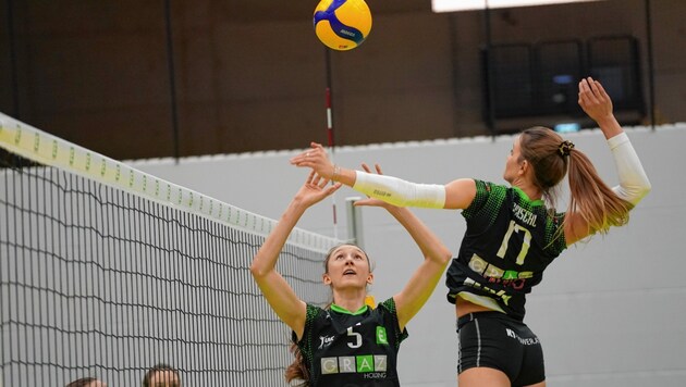 Die Volleyball-Damen des UVC Graz smashten sich zum Derbysieg. (Bild: Sepp Pail)