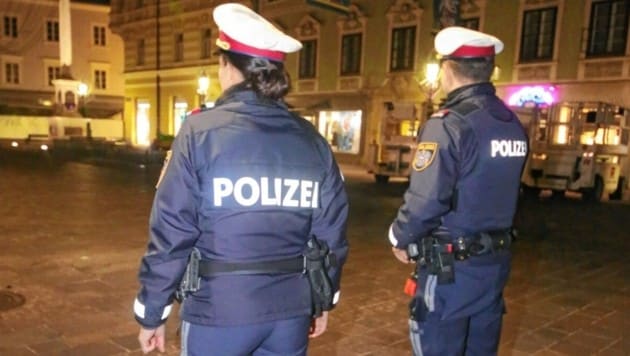 Die Polizeikontrollen im Lockdown werden sowohl in der Stadt, wie hier in Klagenfurt, als auch am Land durchgeführt werden. (Bild: Evelyn Hronek)