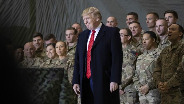 Amtsinhaber Donald Trump bei einem Truppenbesuch in Afghanistan zu Thanksgiving im November 2019. (Bild: AP)