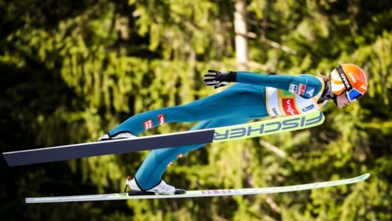 Sara Marita Kramer, in der letzten Saison Senkrechtstarterin im Weltcup, muss vorerst auf Einsätze warten. (Bild: GEPA pictures/ Matic Klansek)