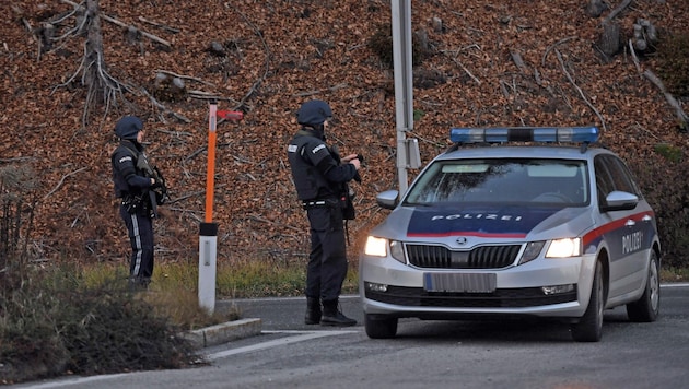 Die Polizei ist in Alarmbereitschaft. (Symbolbild) (Bild: Hermann Sobe)