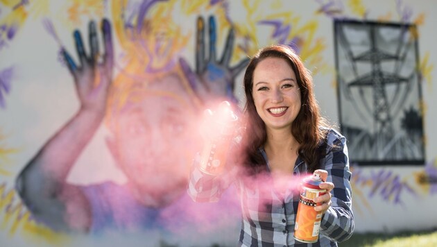 Tamara Soma Volgger arbeitet als Graffiti-Sprayerin (Bild: Franz Neumayr)
