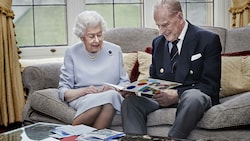Queen Elizabeth II und Ehemann Prinz Philip waren 73 Jahre verheiratet. (Bild: Chris Jackson/Pool via AP)