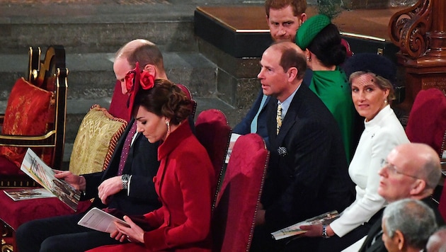 Prinz William, Herzogin Kate, Prinz Edward, Countess Sophie von Wessex, Prinz Harry und Herzogin Meghan in Westminster Abbey (Bild: APA / Photo by Phil Harris / POOL / AFP)