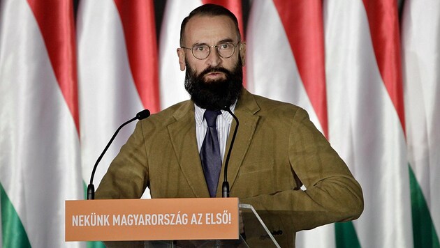 Jozsef Szajer hat der ungarischen Regierungspartei Fidesz einen unangenehmen Skandal beschert. (Bild: APA/AFP/PETER KOHALMI)