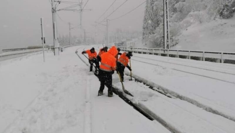 Bei den ÖBB ist man bemüht, Bahnstrecken wieder befahrbar zu machen. (Bild: ÖBB)