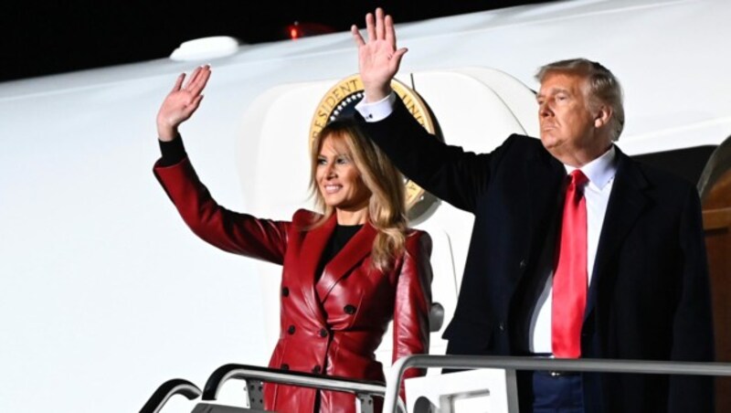 Donald Trump und seine Melania reisten in der „Air Force One“ nach Georgia. (Bild: AFP)