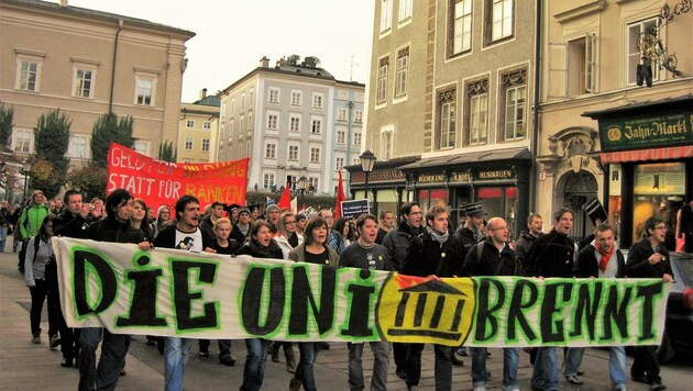 Erinnerungen an die Studentenproteste in der Salzburger Altstadt im Jahr 2009 werden wach (Bild: ÖH Uni Salzburg)