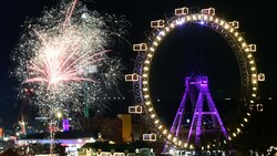 Silvester-Feuerwerk in Wien (Bild: APA/HERBERT P. OCZERET)