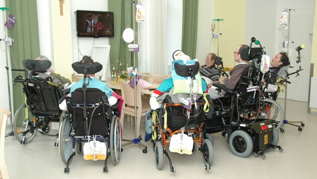 Wachkoma-Patienten im Landespflegezentrum Schloss Haus (Bild: Johann Haginger)