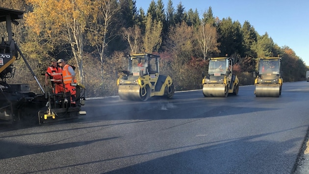 Asphalt- und Betonflut schwappen übers weite Land. Jetzt gibt es neue Ideen, wie sie eingedämmt werden sollen.  (Bild: Asfinag)